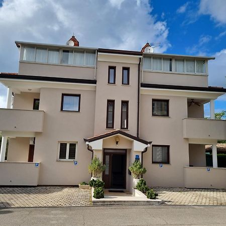 Apartments Krizine Umag Exterior foto